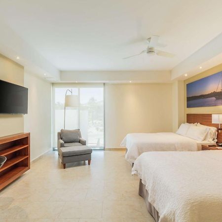 Hampton Inn & Suites By Hilton Los Cabos Сан-Хосе-дель-Кабо Экстерьер фото