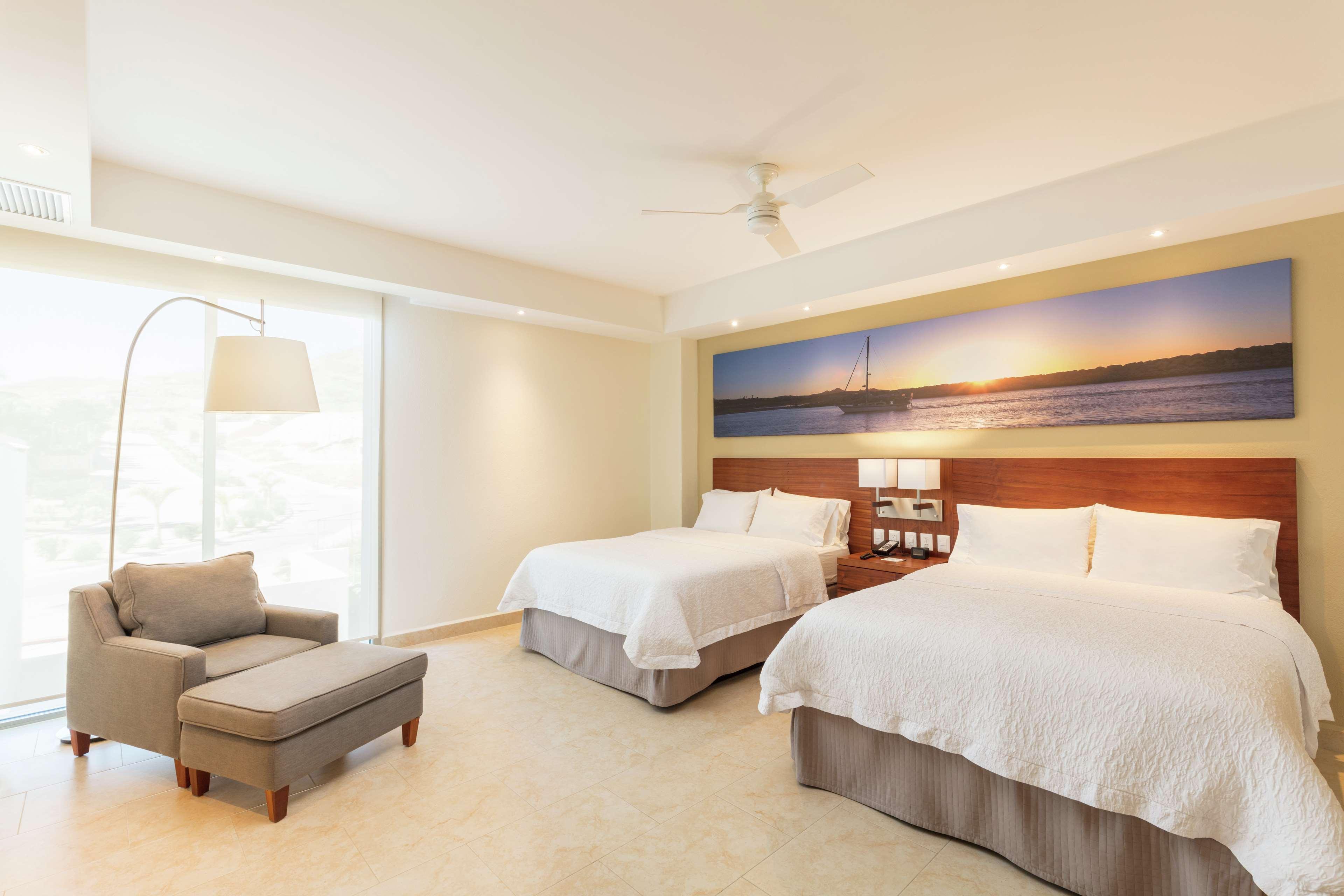 Hampton Inn & Suites By Hilton Los Cabos Сан-Хосе-дель-Кабо Экстерьер фото