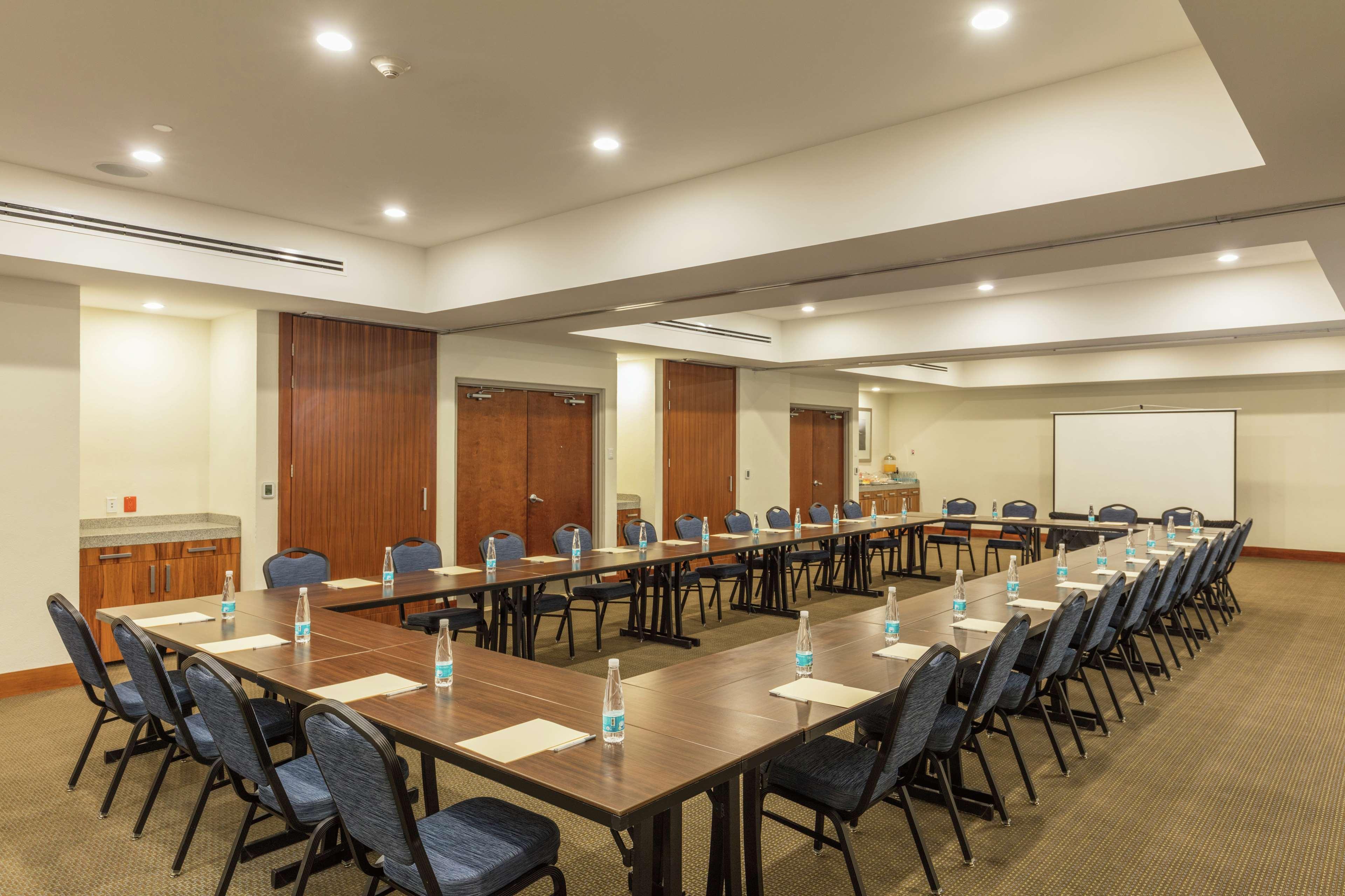 Hampton Inn & Suites By Hilton Los Cabos Сан-Хосе-дель-Кабо Экстерьер фото